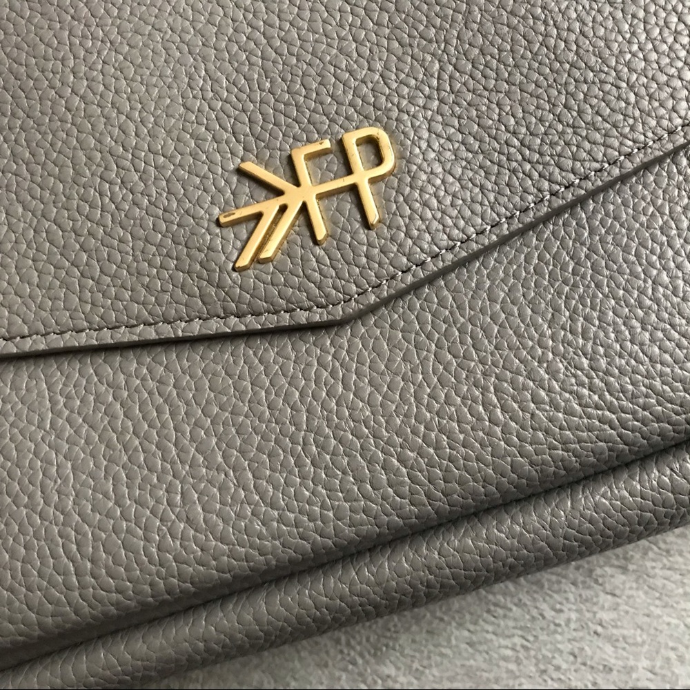 Freshly Picked Classic Crossbody Diaper Bag Gray - Picture 3 of 16